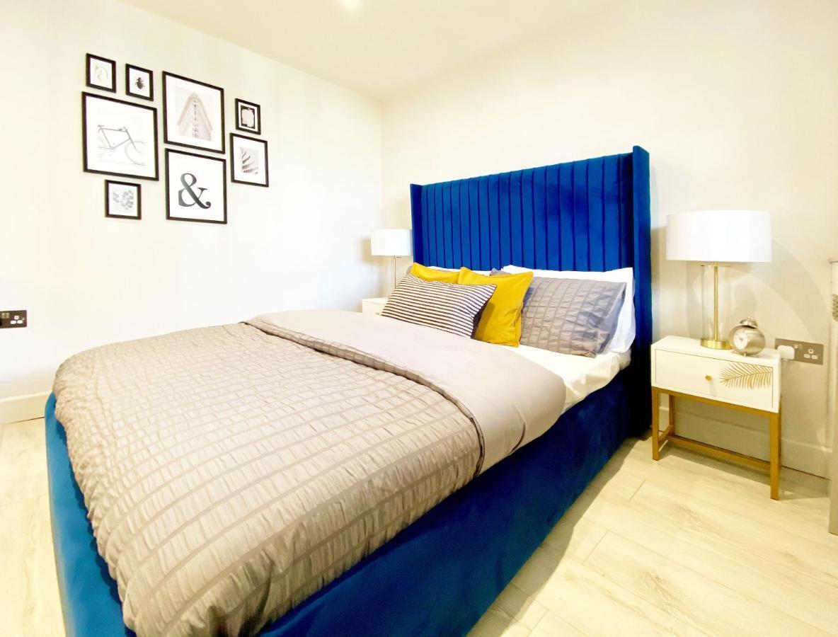 Perfect Central Location- 5 Minutes From Tower Bridge ! 8 Minutes Walk From Tube Londen Buitenkant foto