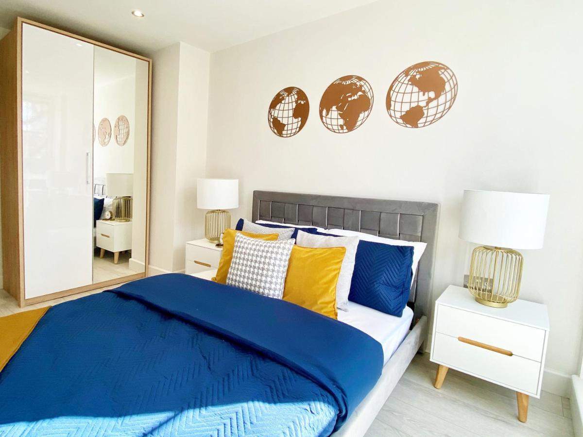Perfect Central Location- 5 Minutes From Tower Bridge ! 8 Minutes Walk From Tube Londen Buitenkant foto