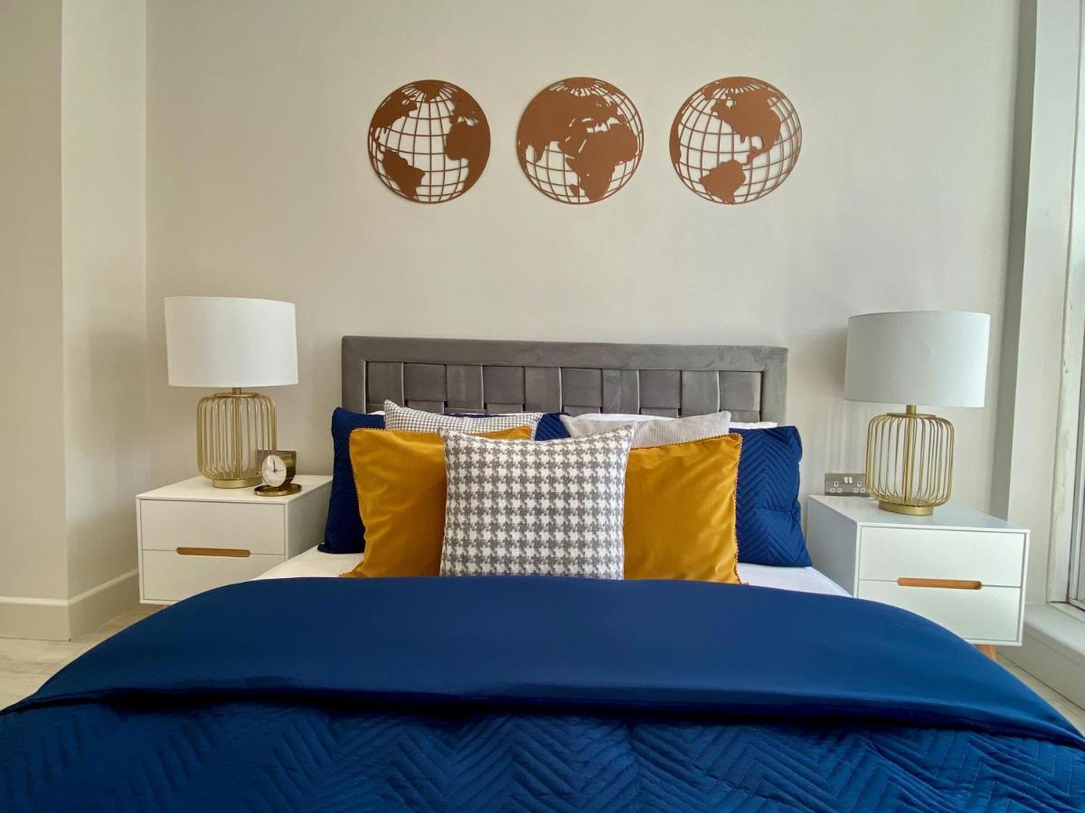Perfect Central Location- 5 Minutes From Tower Bridge ! 8 Minutes Walk From Tube Londen Buitenkant foto